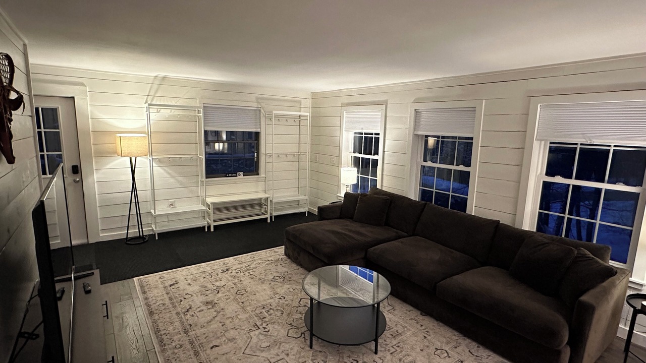 Photo of Livingroom in Jeffersonville