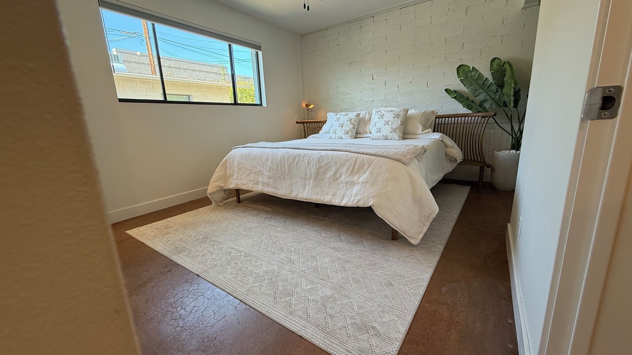 Photo of Bedroom in Papago Parkway
