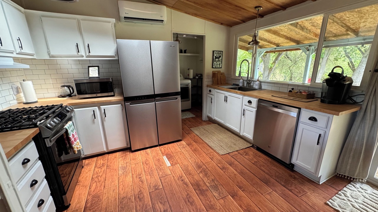 Photo of Kitchen in Knights Ferry