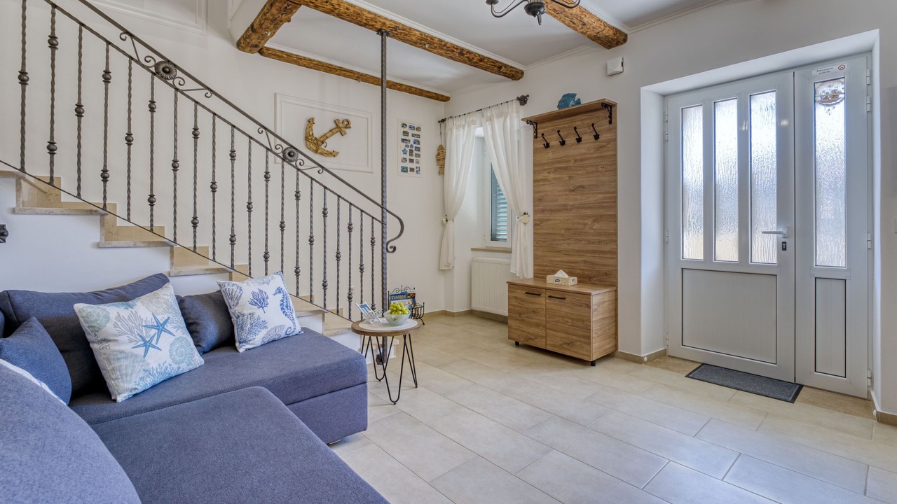 Photo of Livingroom in Smrika