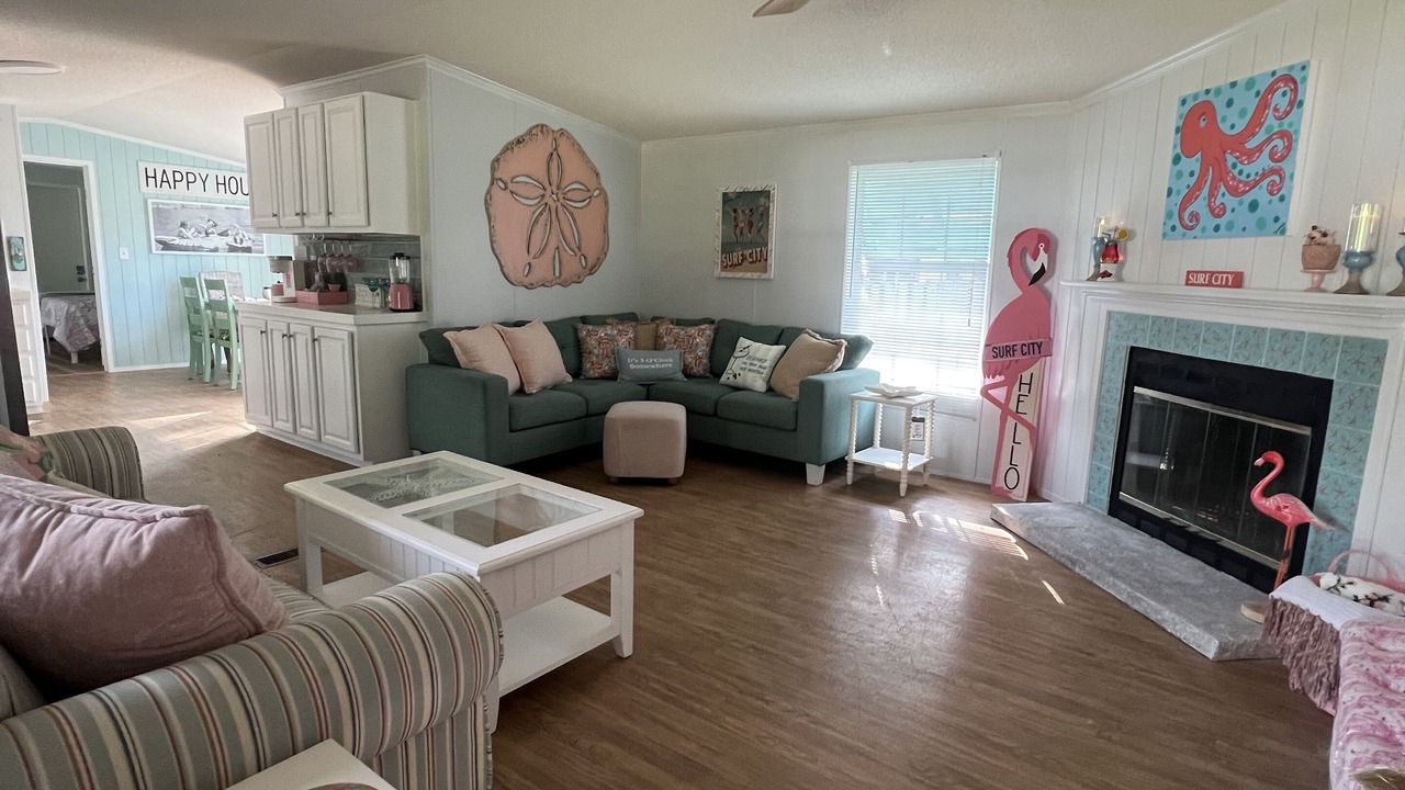 Photo of Livingroom in Holly Ridge