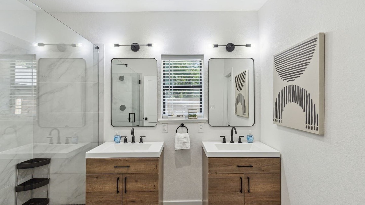 Photo of Bathroom in Grapevine