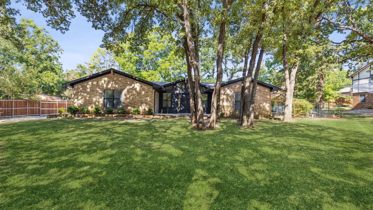 Photo of Outdoor in Grapevine
