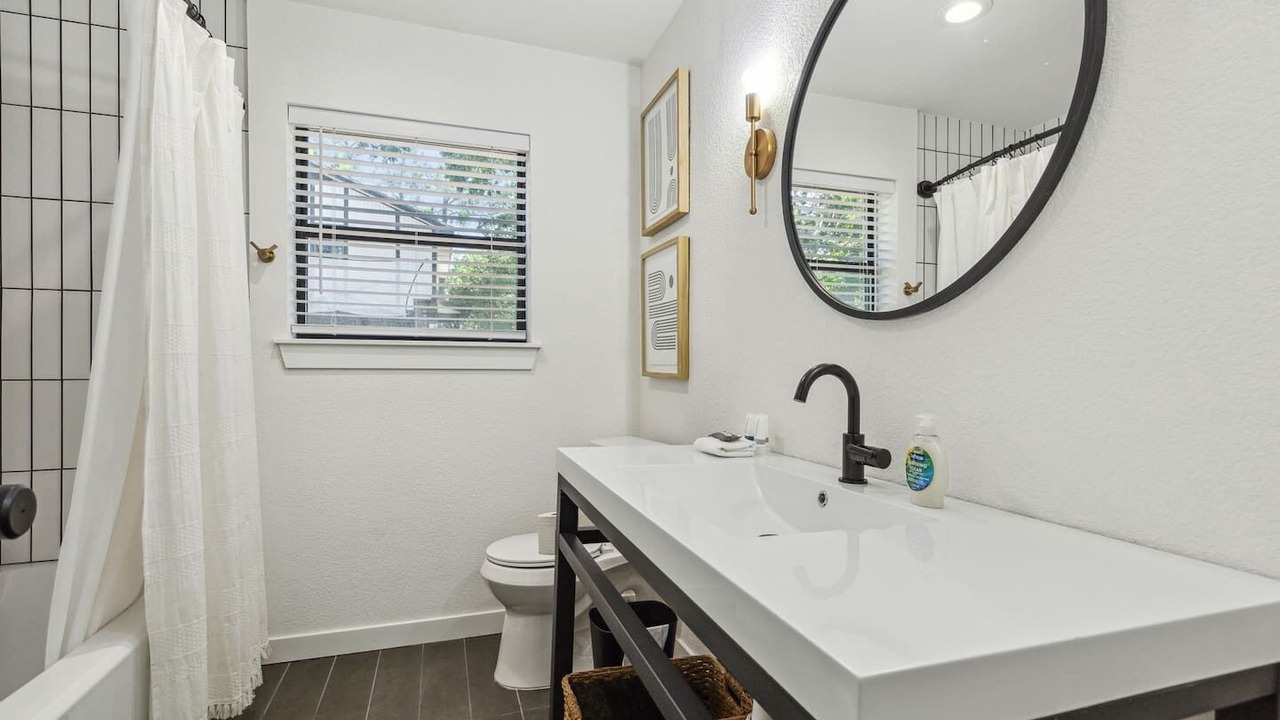 Photo of Bathroom in Grapevine