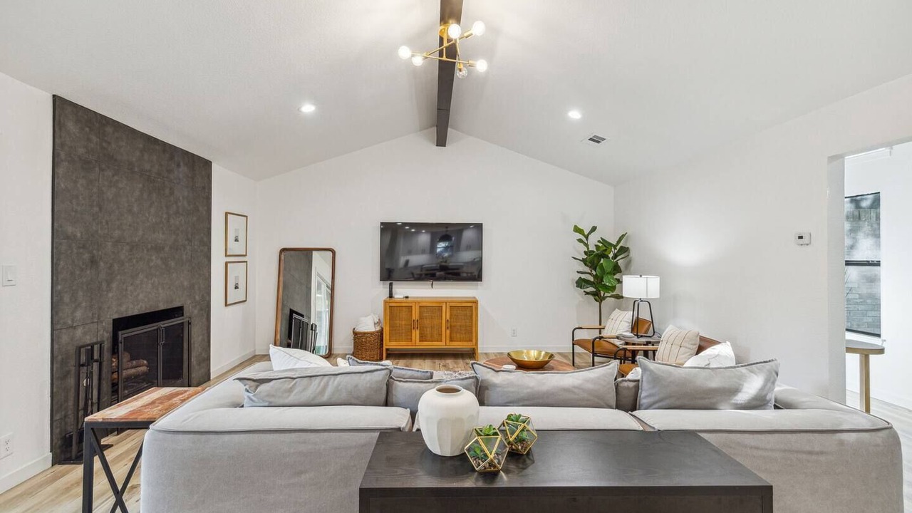 Photo of Livingroom in Grapevine