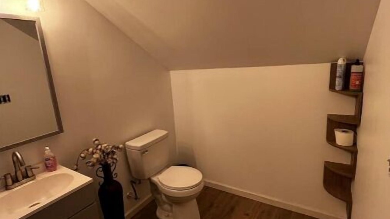 Photo of Bathroom in Mountain Dale