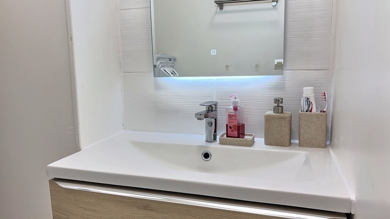 Photo of Bathroom in Dieppe