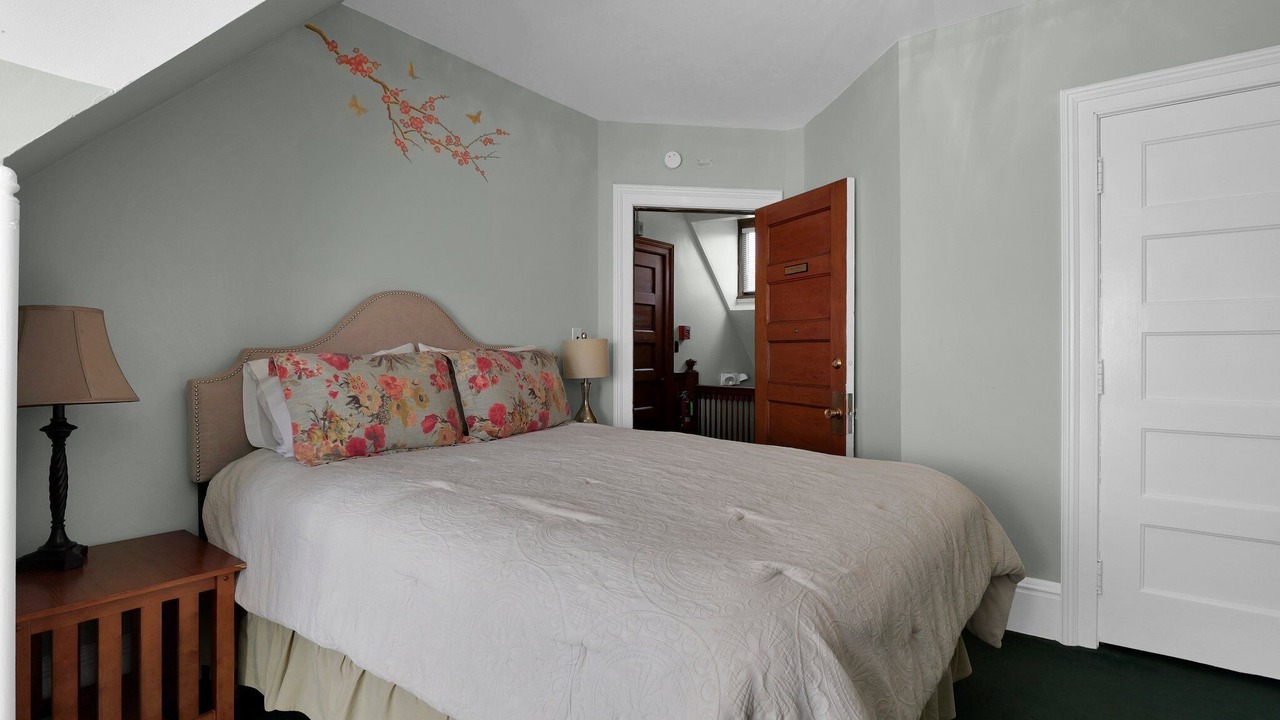 Photo of Bedroom in Olean