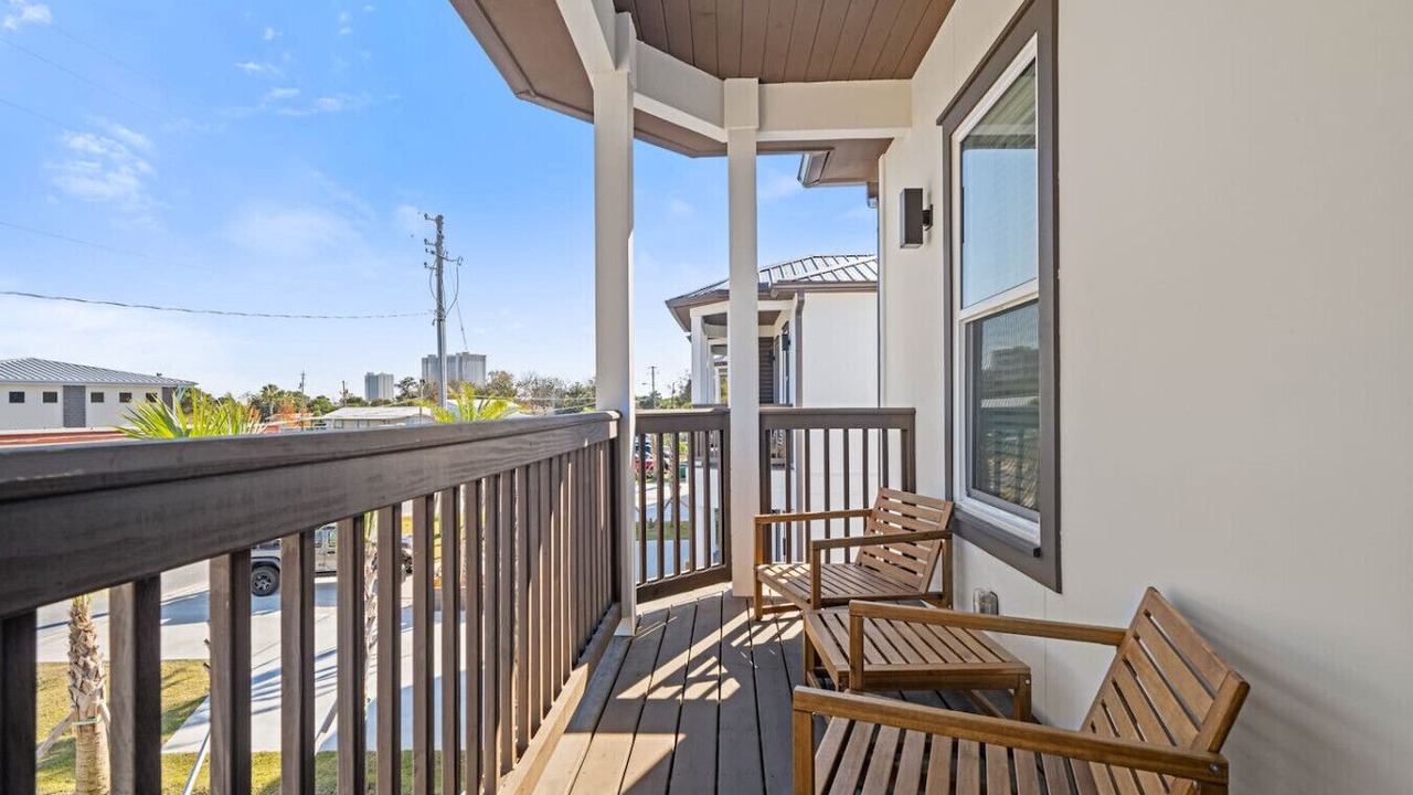 Photo of Patio Balcony in El Centro Beach
