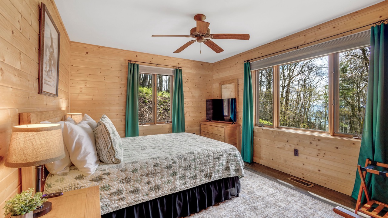Photo of Bedroom in Wolf Laurel