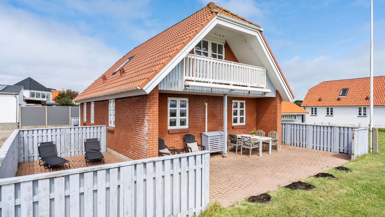 Photo of Others in Agger