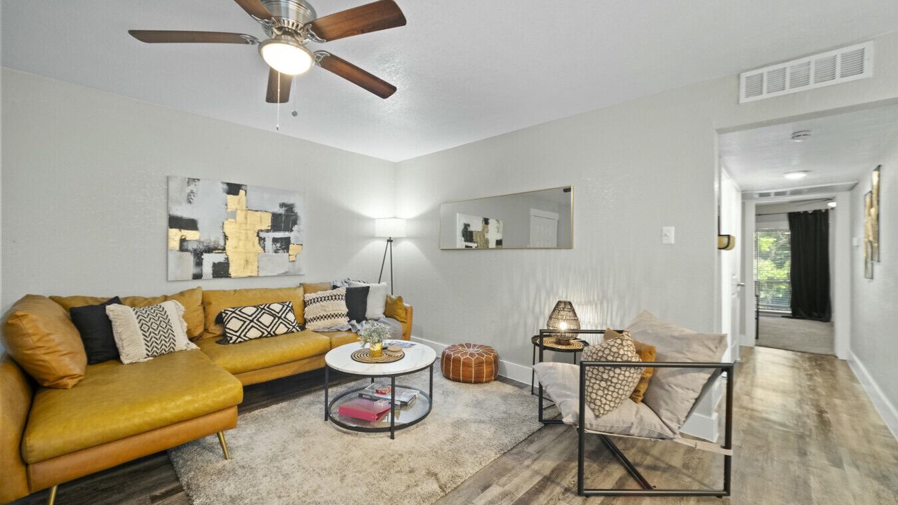Photo of Livingroom in Arlington