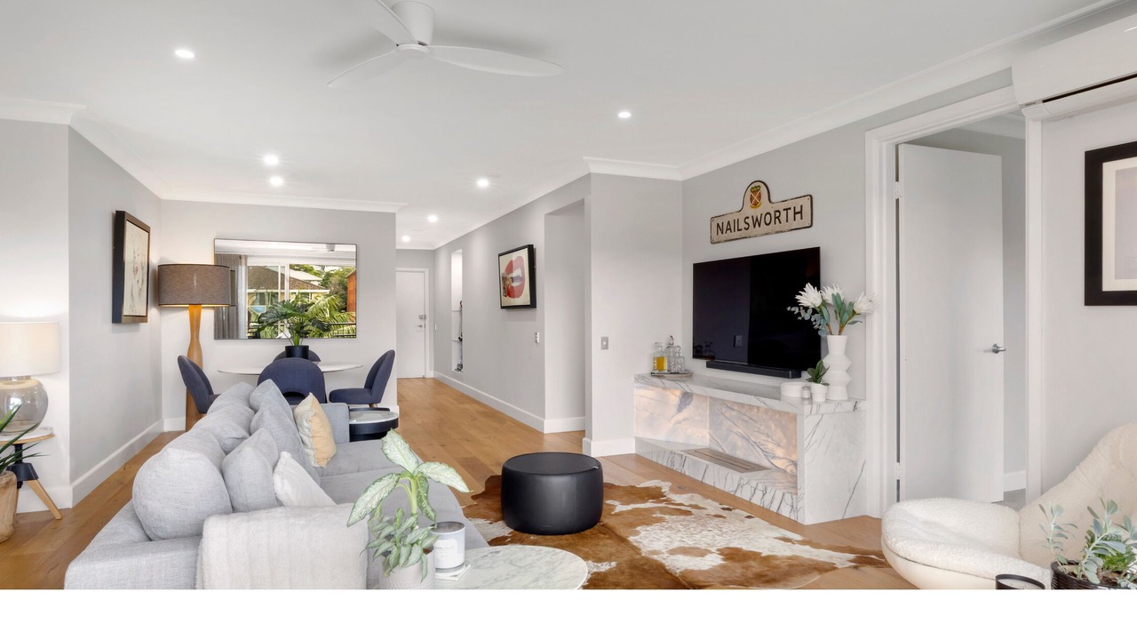 Photo of Livingroom in Dee Why