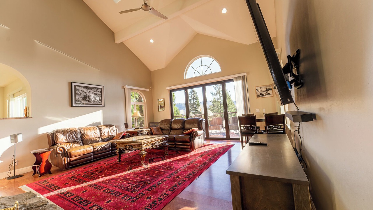 Photo of Livingroom in Pollock Pines