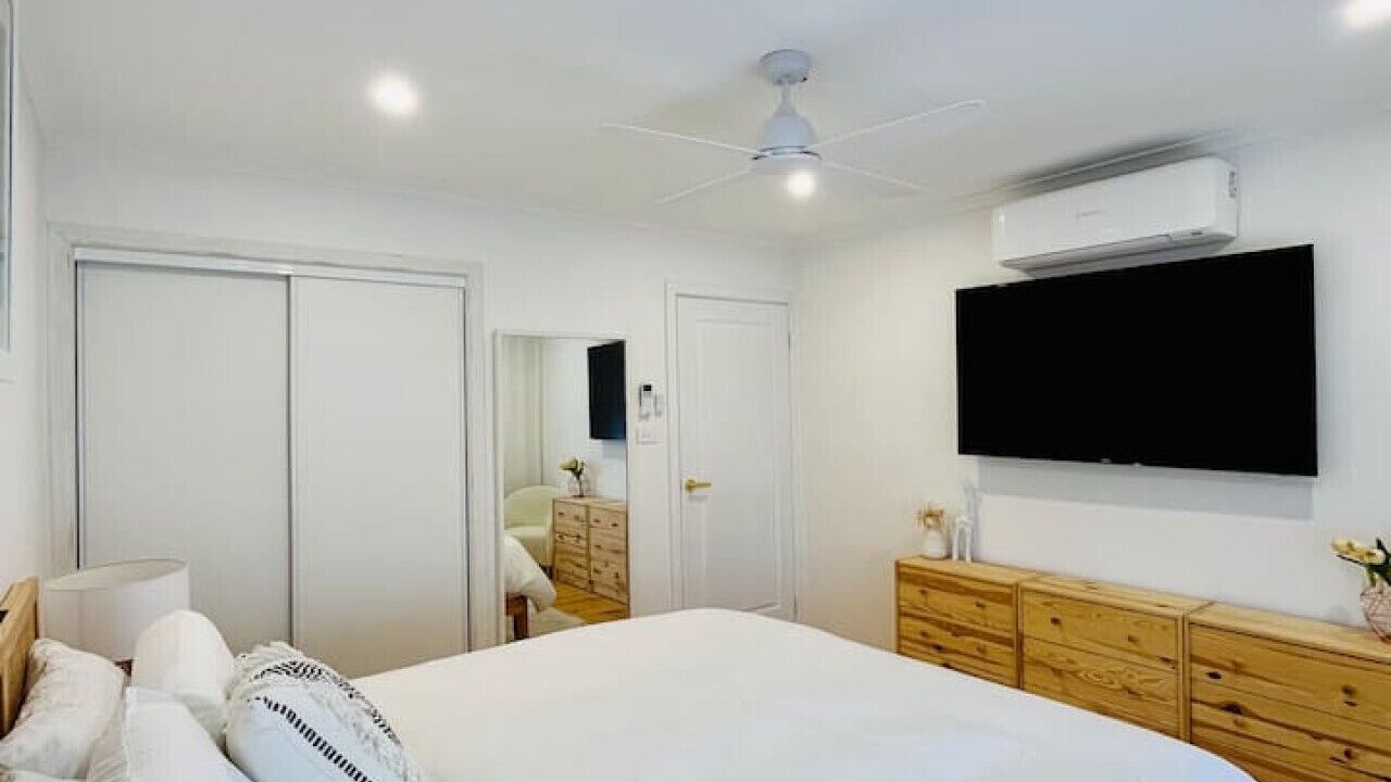 Photo of Bedroom in Oak Park