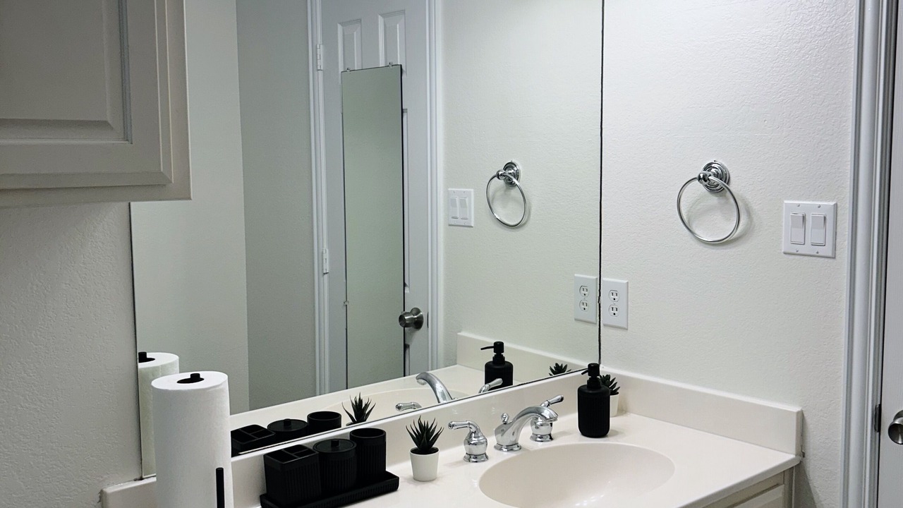 Photo of Bathroom in Southwest Arlington