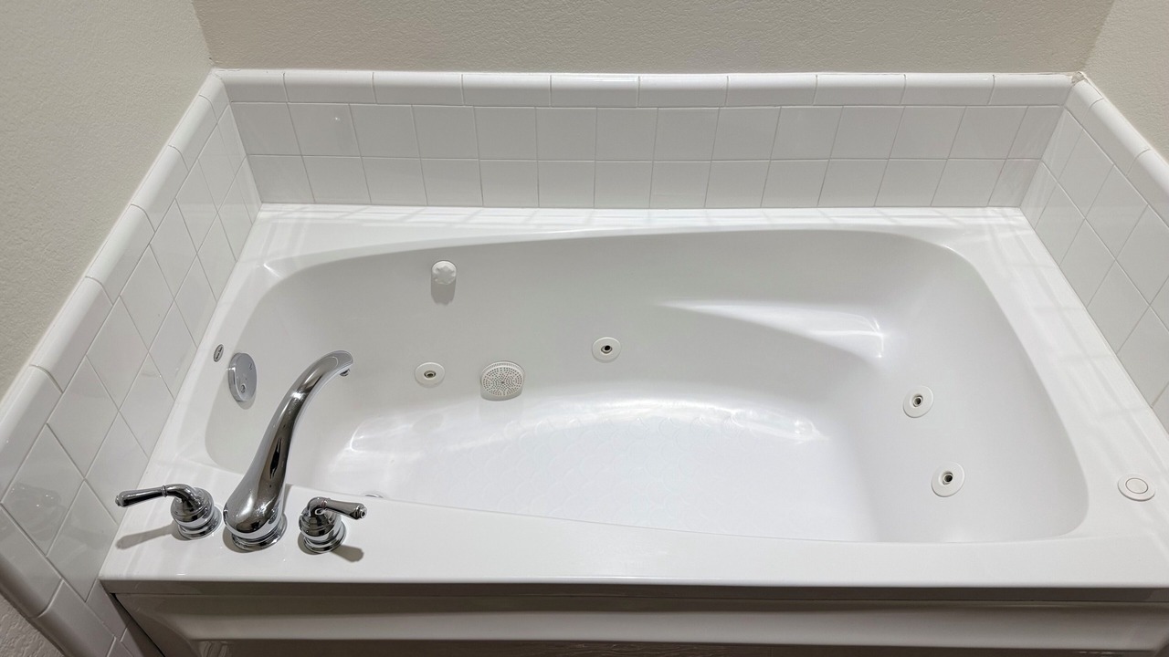 Photo of Bathroom in Southwest Arlington