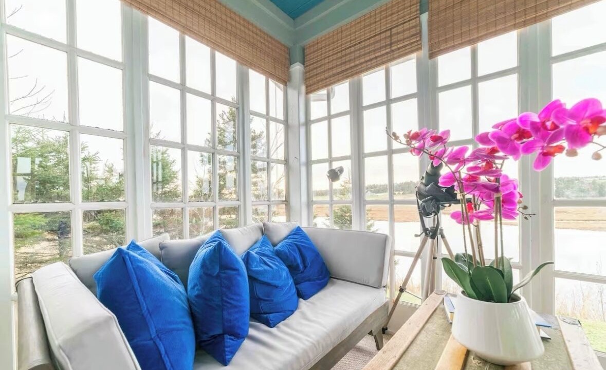 Photo of Livingroom in Lawrencetown