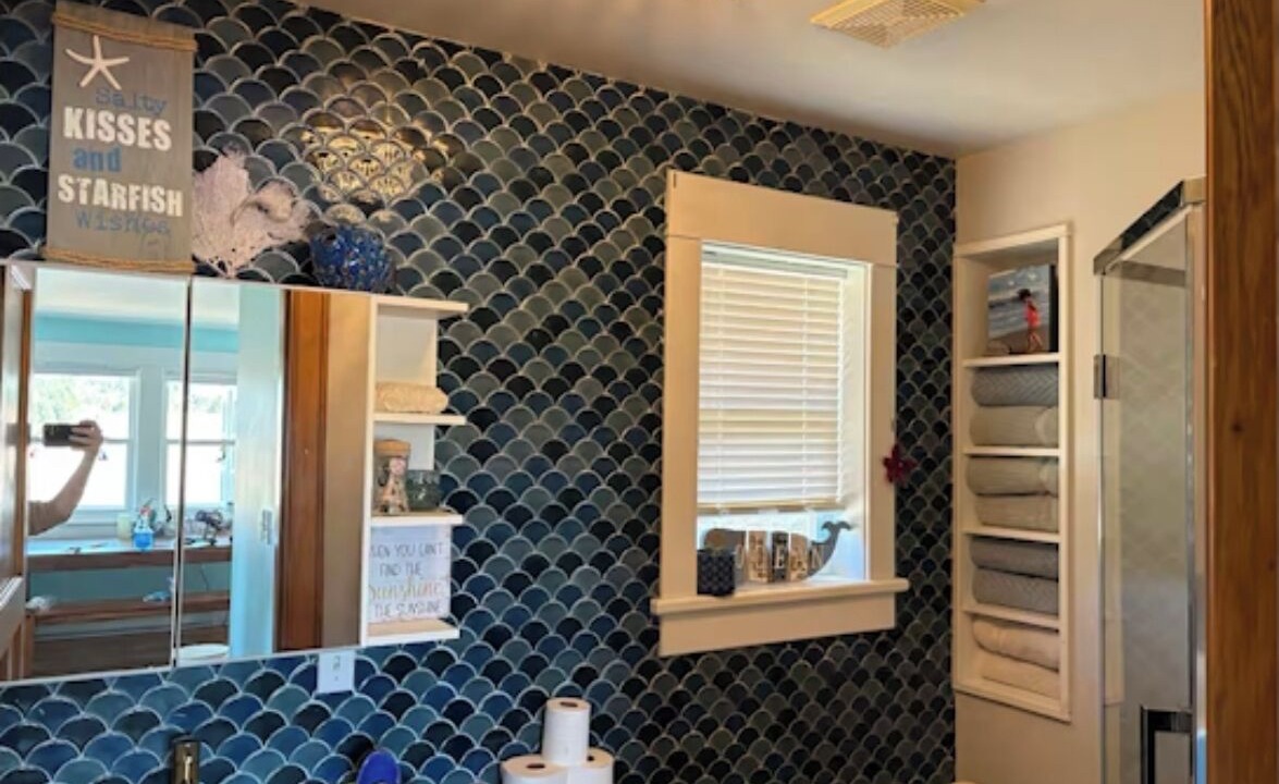 Photo of Bathroom in Lawrencetown