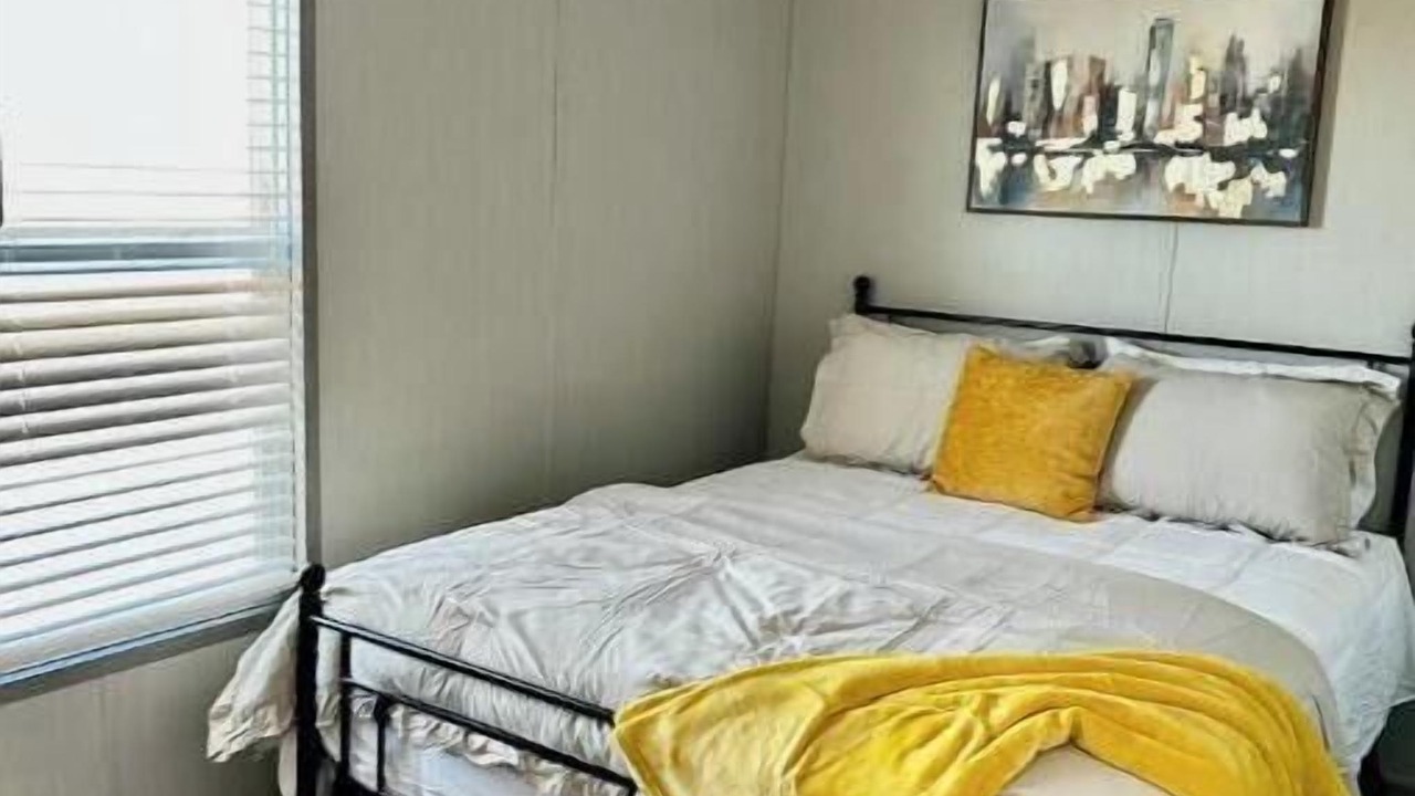 Photo of Bedroom in Dawn