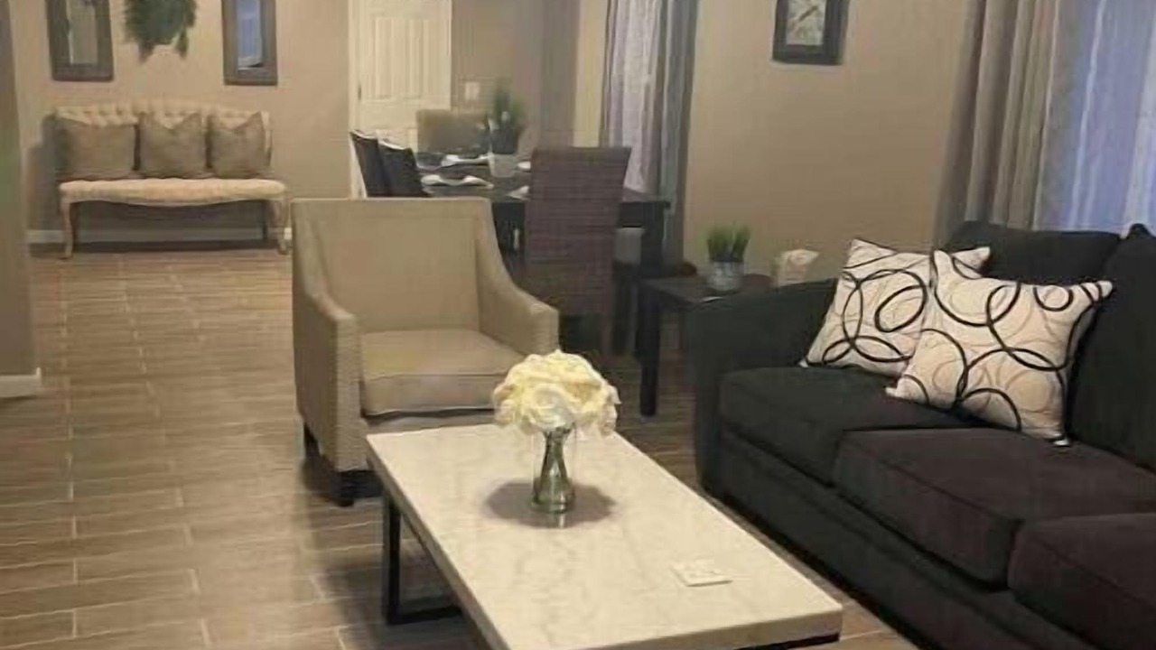 Photo of Livingroom in Dawn