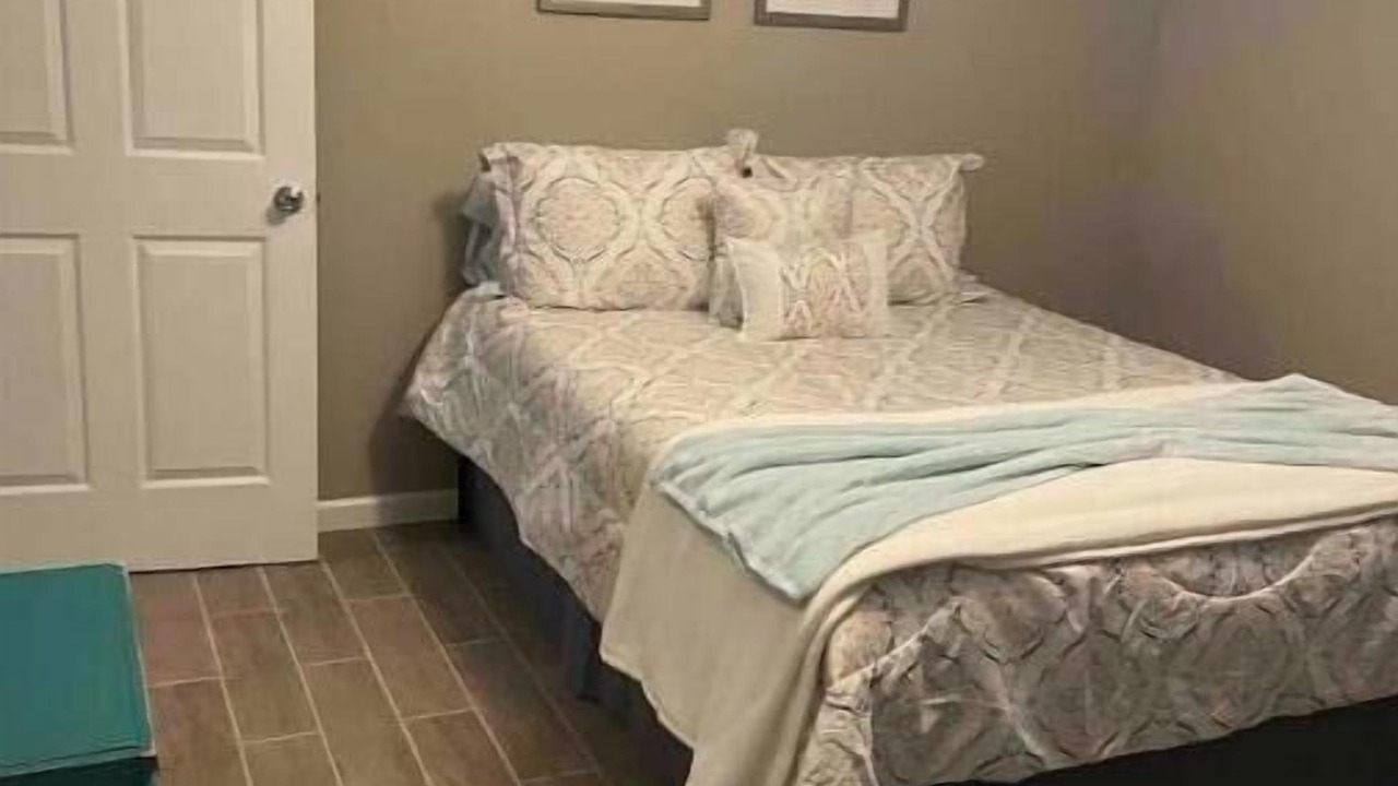 Photo of Bedroom in Dawn