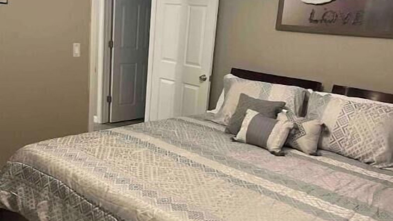 Photo of Bedroom in Dawn