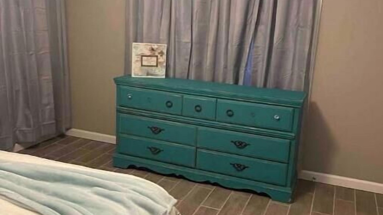 Photo of Bedroom in Dawn