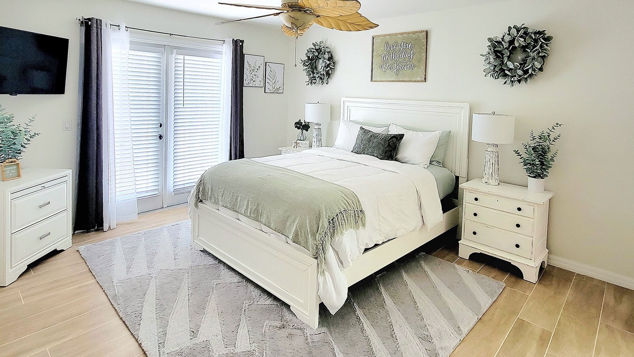 Photo of Bedroom in Englewood East