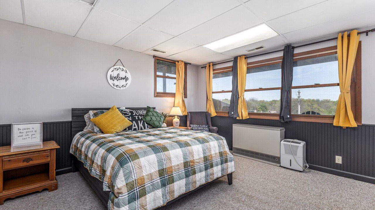 Photo of Bedroom in Apple River
