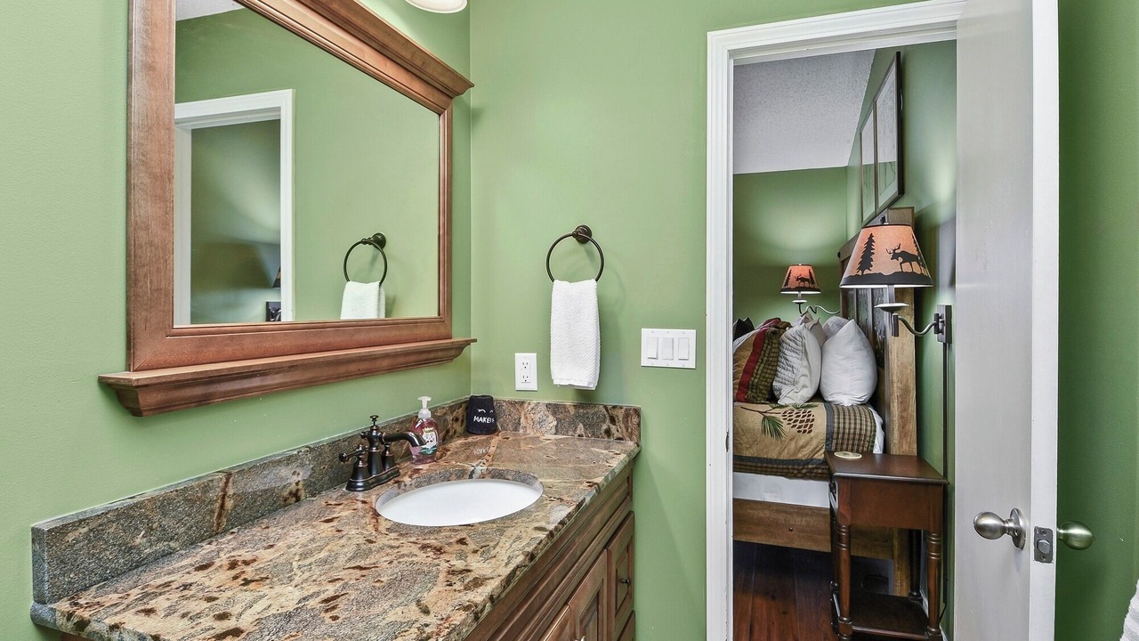 Photo of Bathroom in Notch Estates