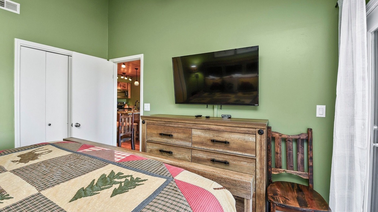 Photo of Bedroom in Notch Estates