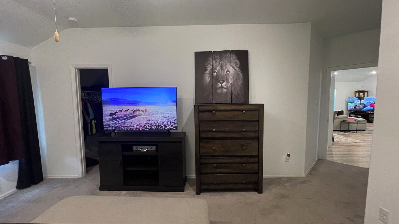 Photo of Bedroom in Clodine