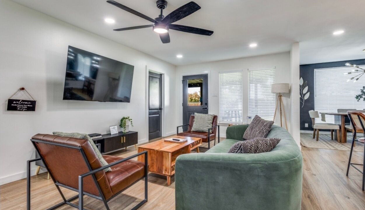 Photo of Livingroom in Plano