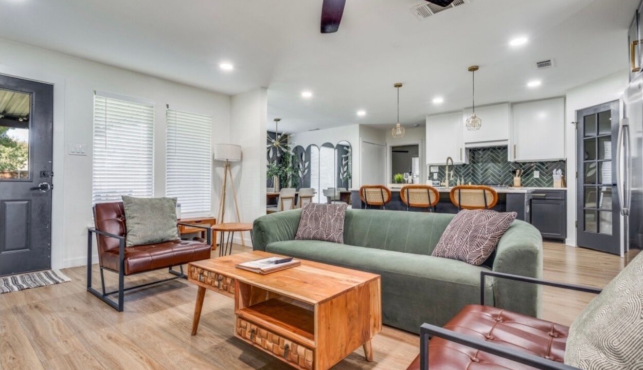 Photo of Livingroom in Plano