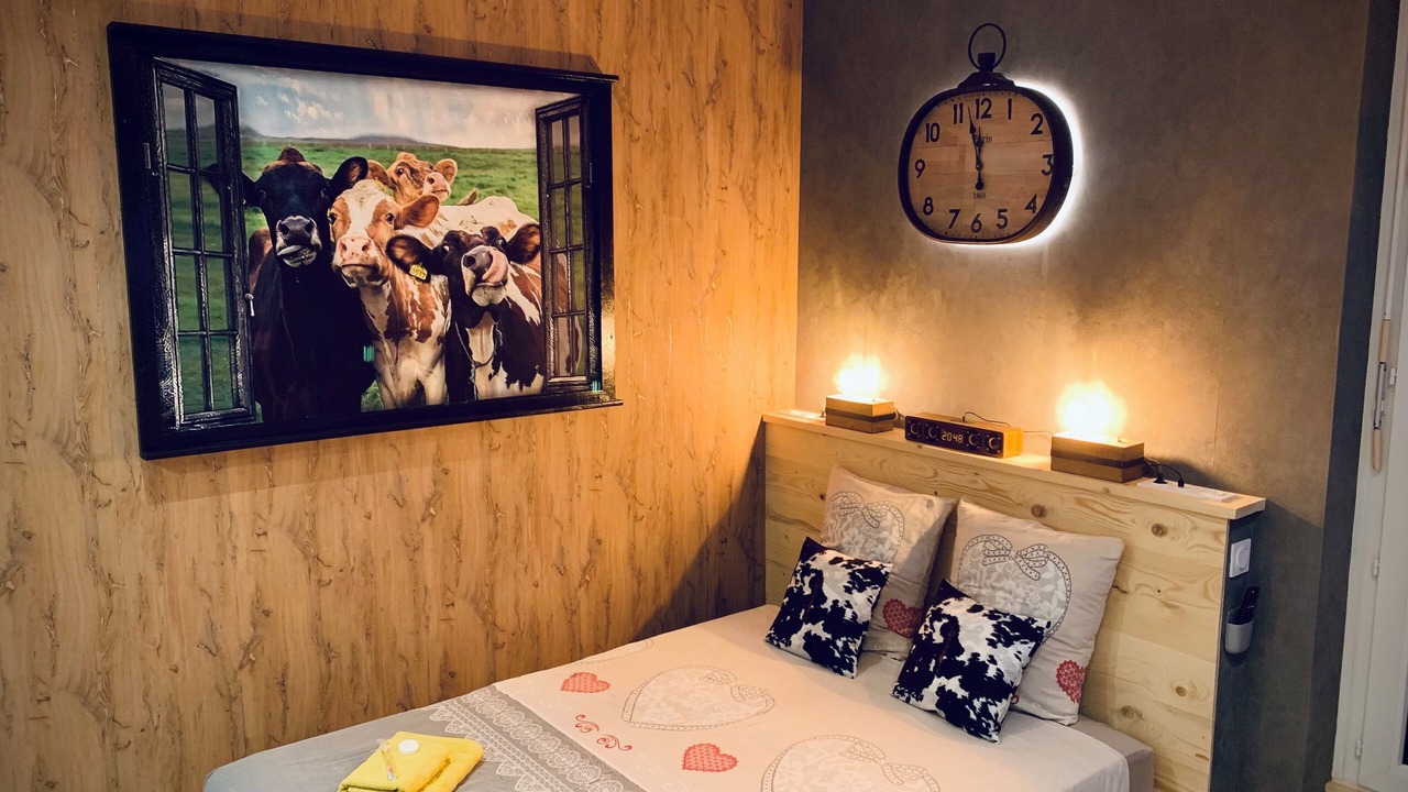 Photo of Bedroom in Paroisse Notre-Dame
