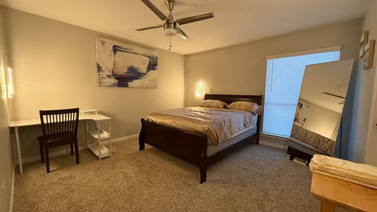 Photo of Bedroom in Chinatown