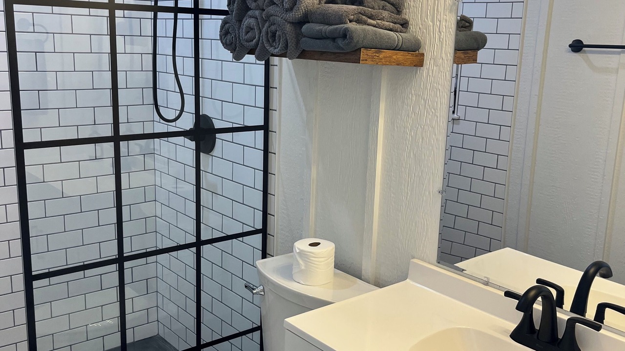 Photo of Bathroom in Steelville