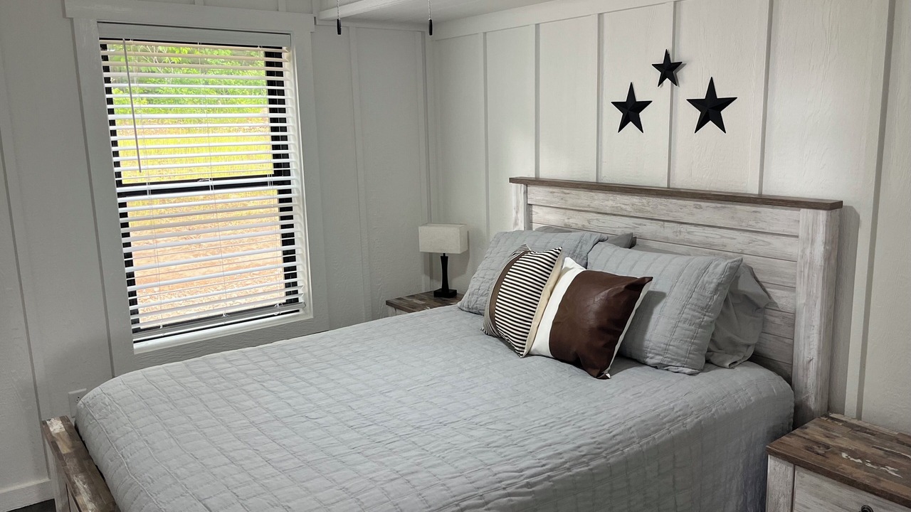 Photo of Bedroom in Steelville