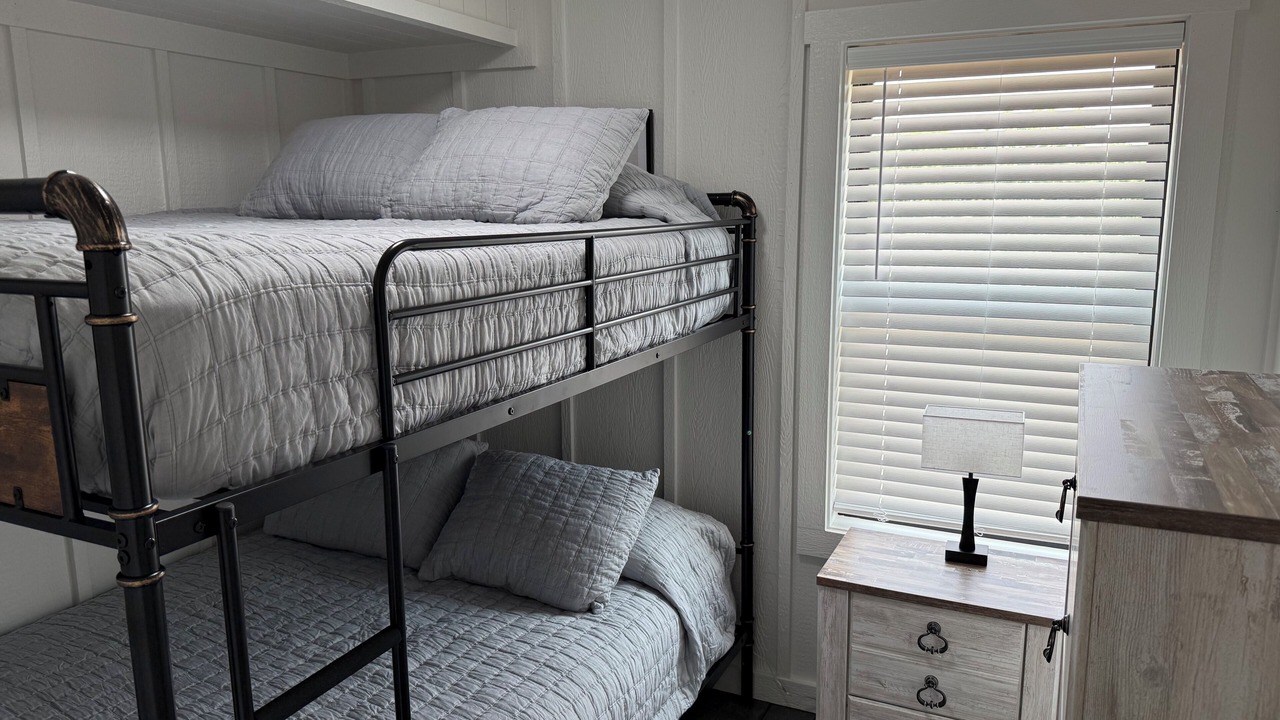 Photo of Bedroom in Steelville