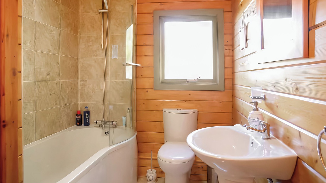 Photo of Bathroom in Guyhirn