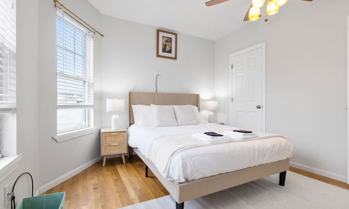 Photo of Bedroom in East Somerville