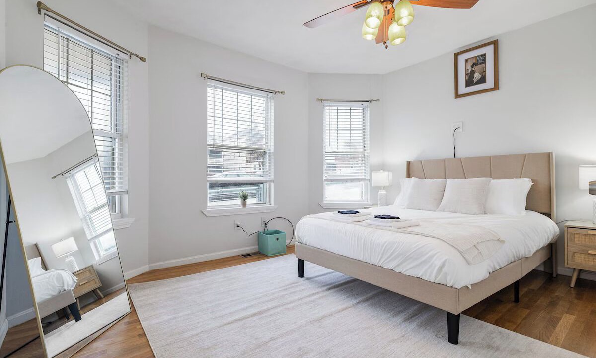 Photo of Bedroom in East Somerville