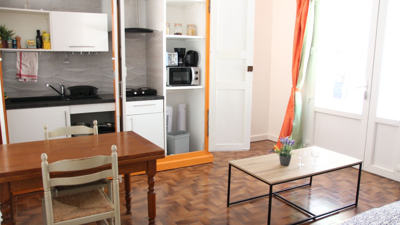 Photo of Kitchen in Laroque