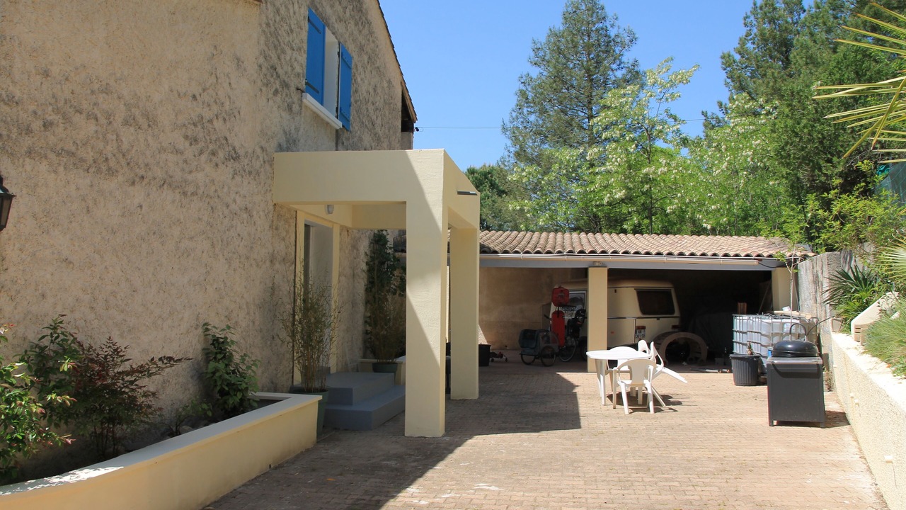 Photo of Outdoor in Laroque