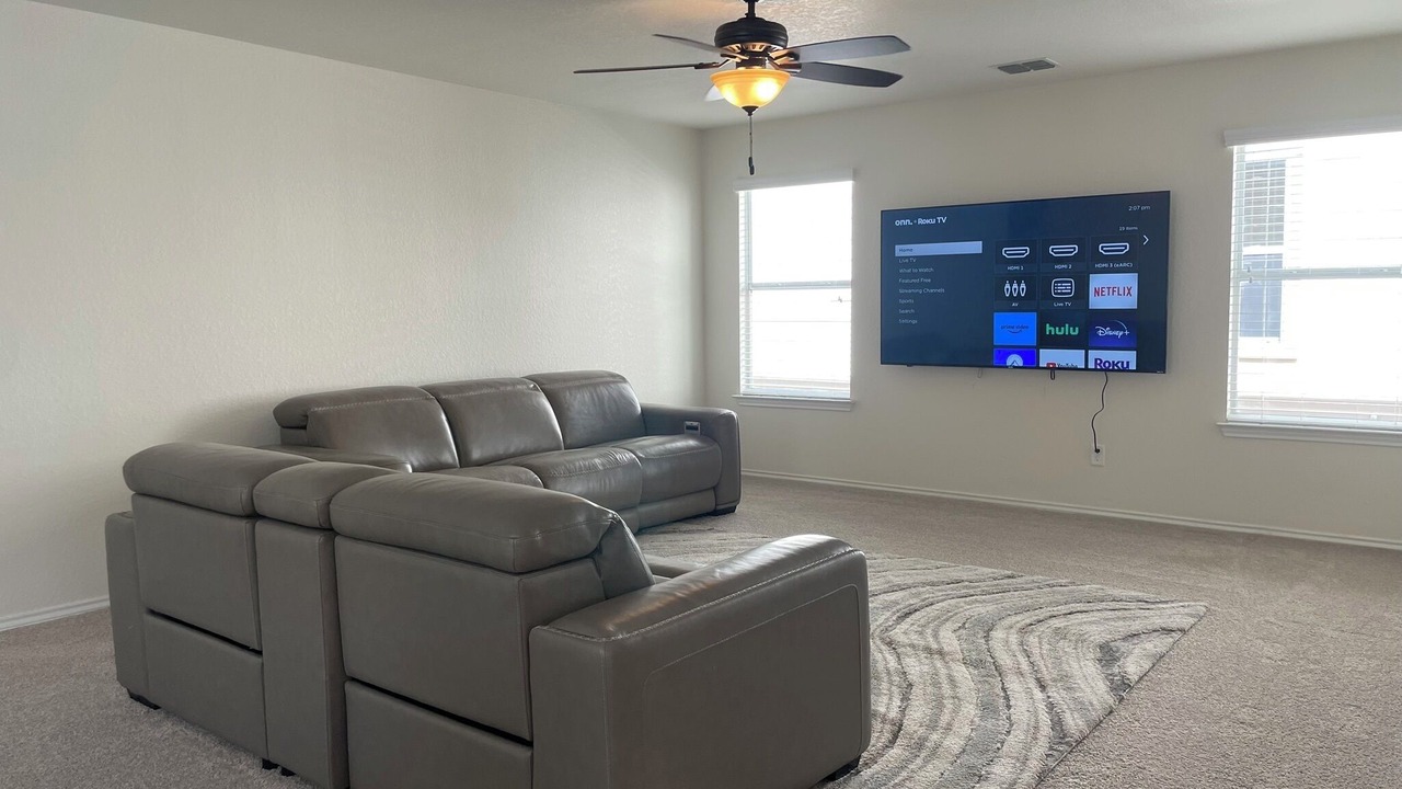 Photo of Livingroom in Wetmore