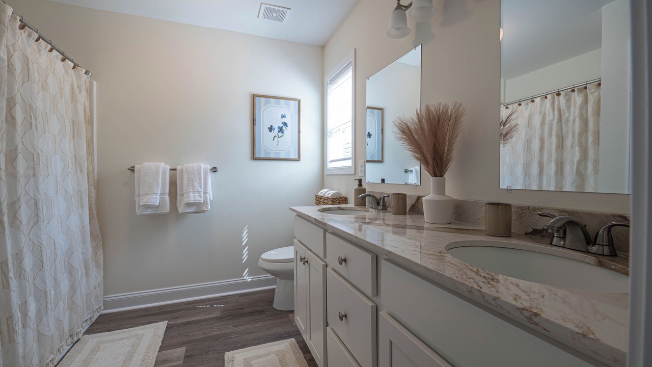 Photo of Bathroom in Drayton