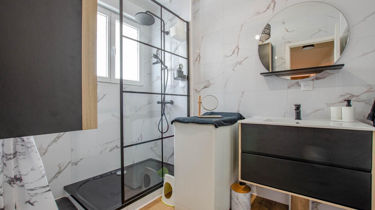 Photo of Bathroom in Jaucourt