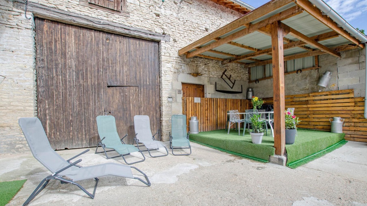 Photo of Outdoor in Jaucourt