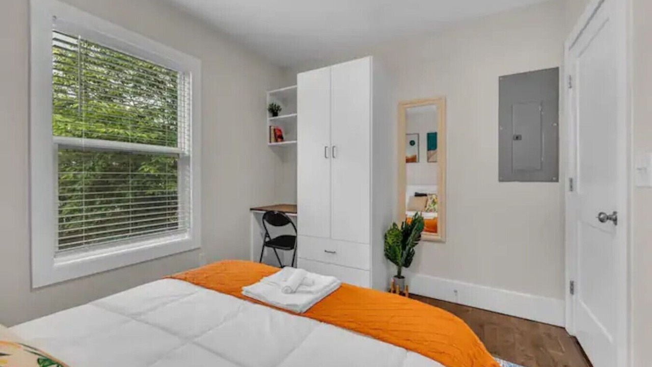 Photo of Others in Cleveland Park